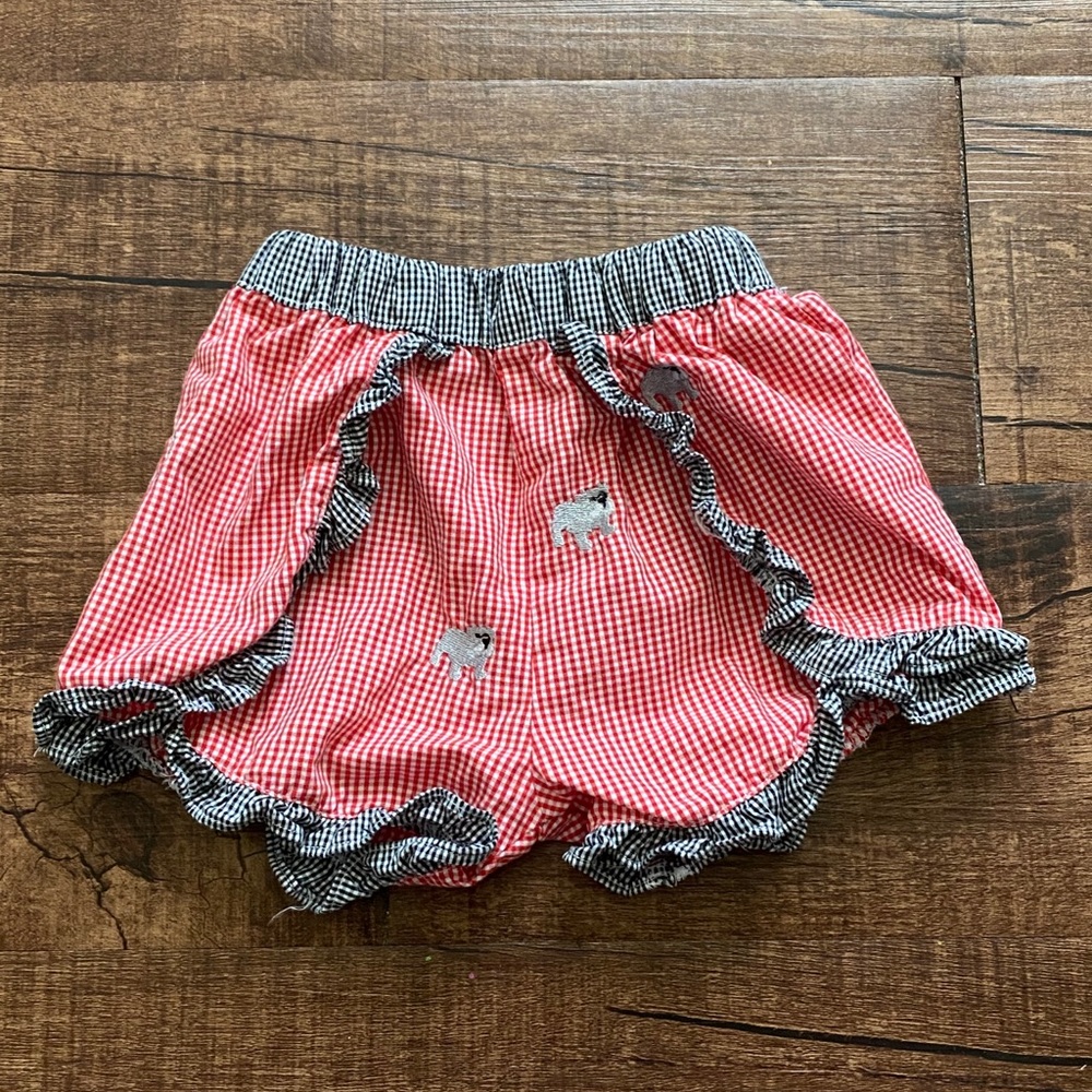 Bulldog Ruffle Shorts